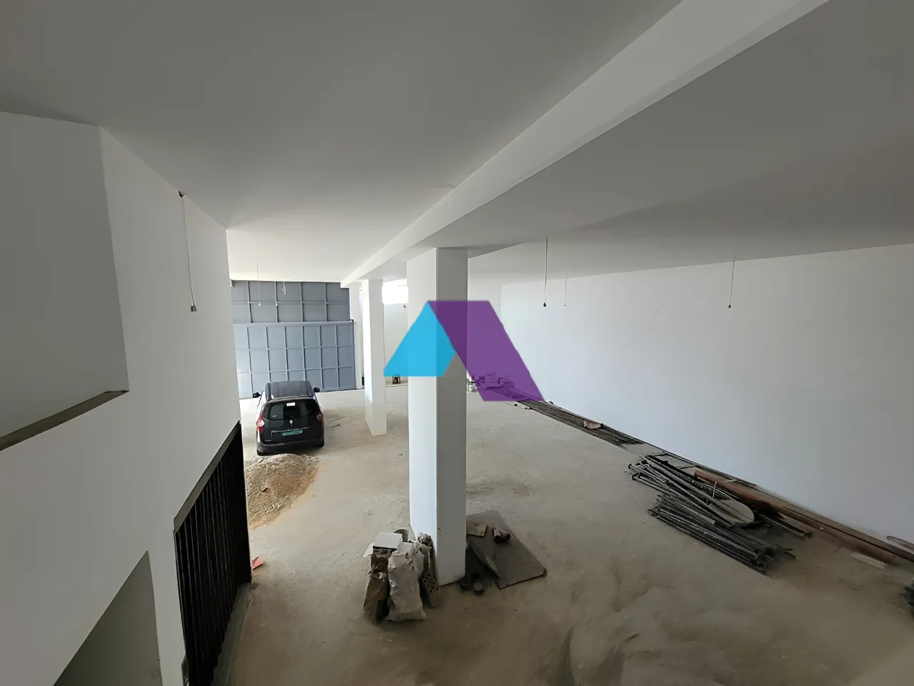 Building for rent in Roumieh