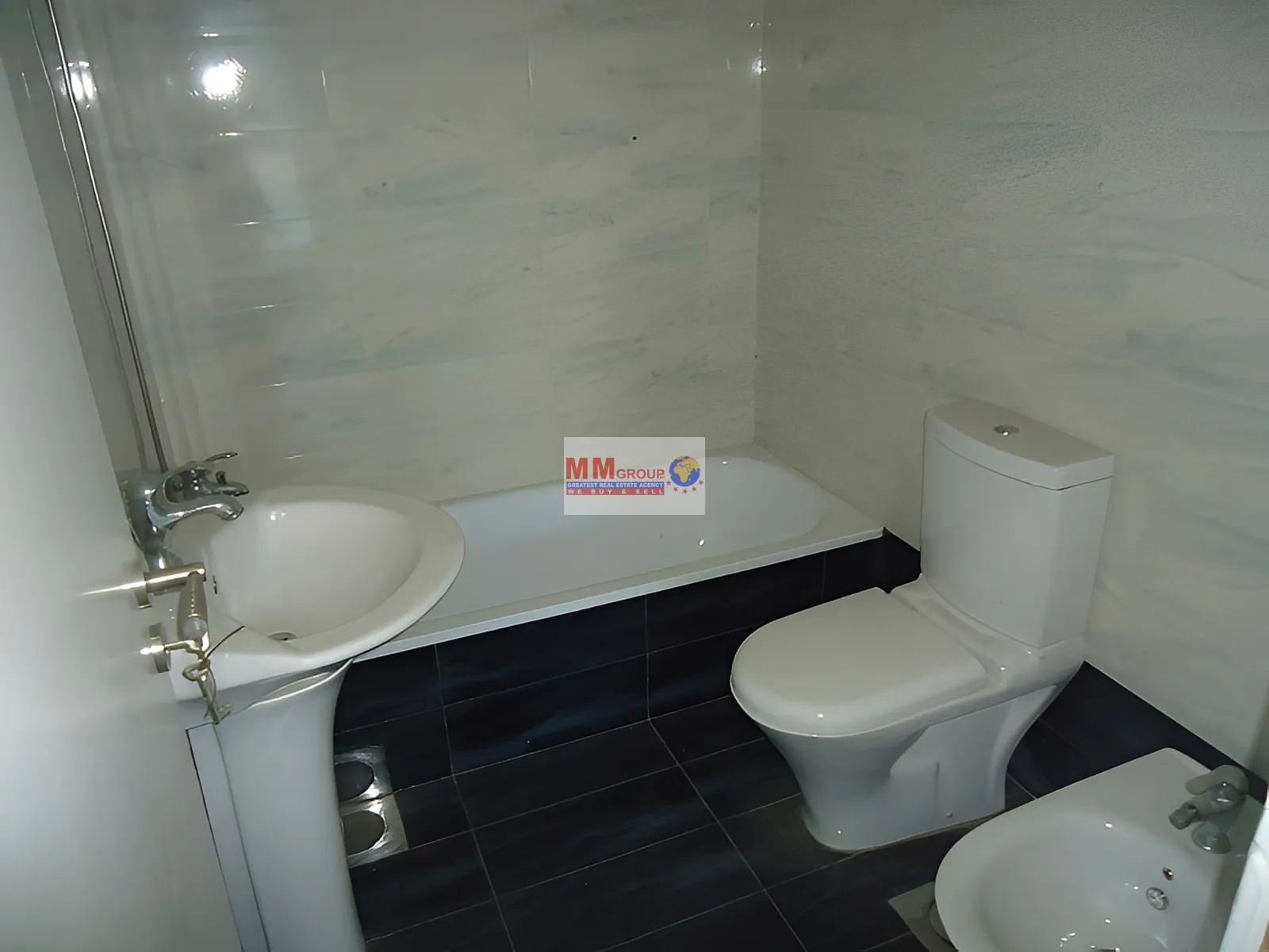 Apartment for Sale in Mansourieh - 3 bed, 4 bath