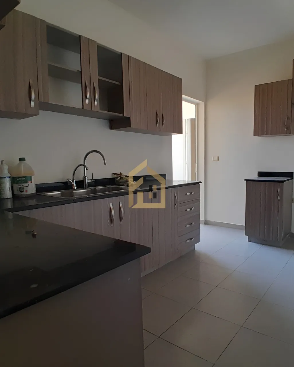 Apartment for sale in Sarba, Lebanon - 5 bed, 5 bath