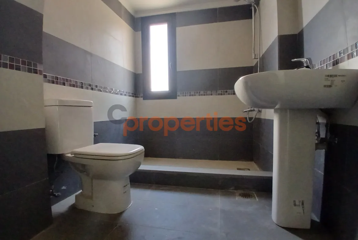 Apartment for Sale in Kfar Yassine