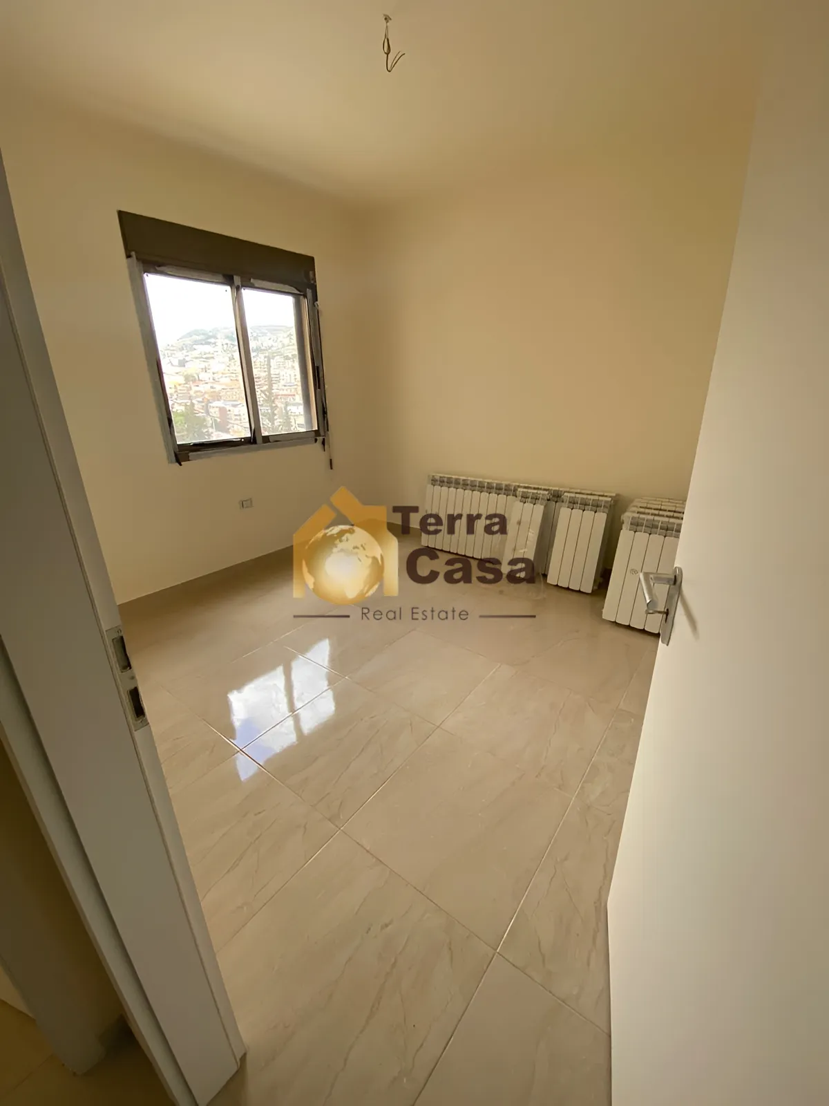 Apartment for Sale in Haouch el Omara 120 Sqm - 2 bed, 2 bath