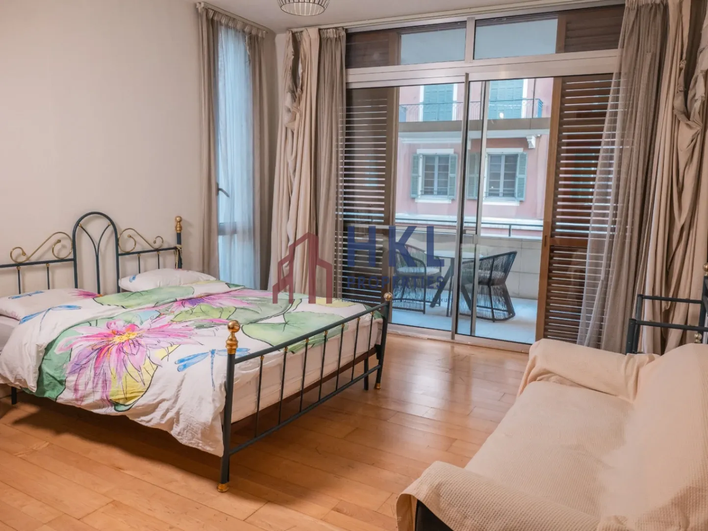 Apartment for rent in Saifi Village, Beirut, Lebanon