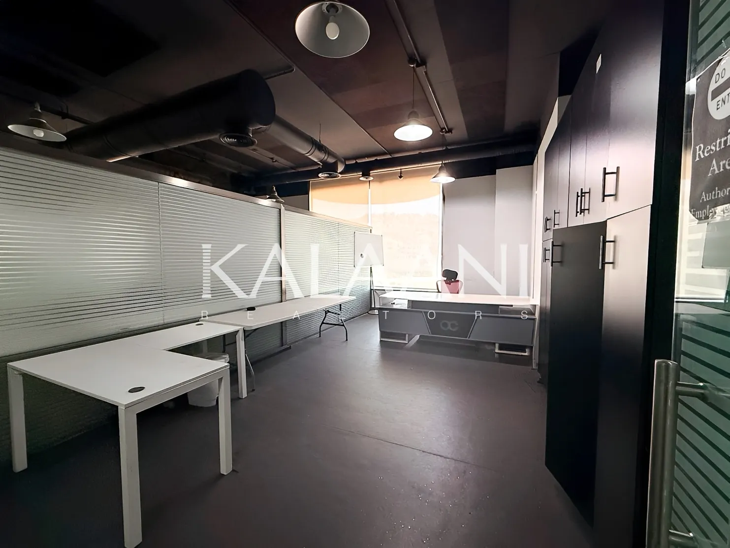 Office for rent in Dbayeh, Lebanon