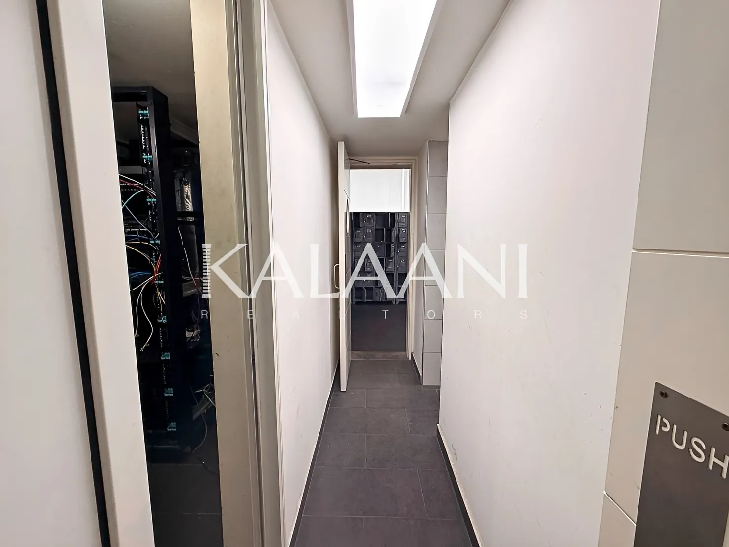 Office for rent in Dbayeh, Lebanon