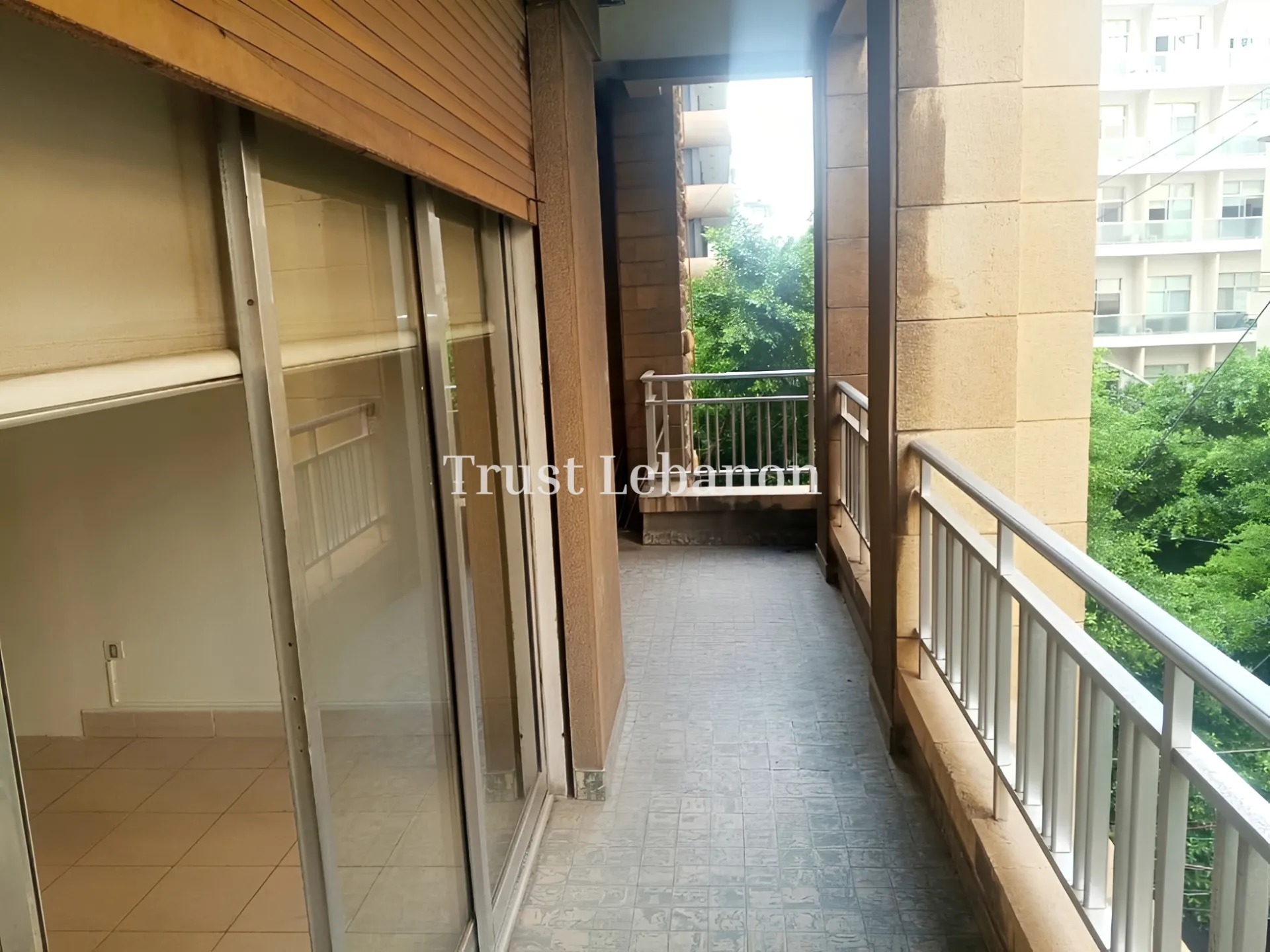 Apartment for rent in Hamra