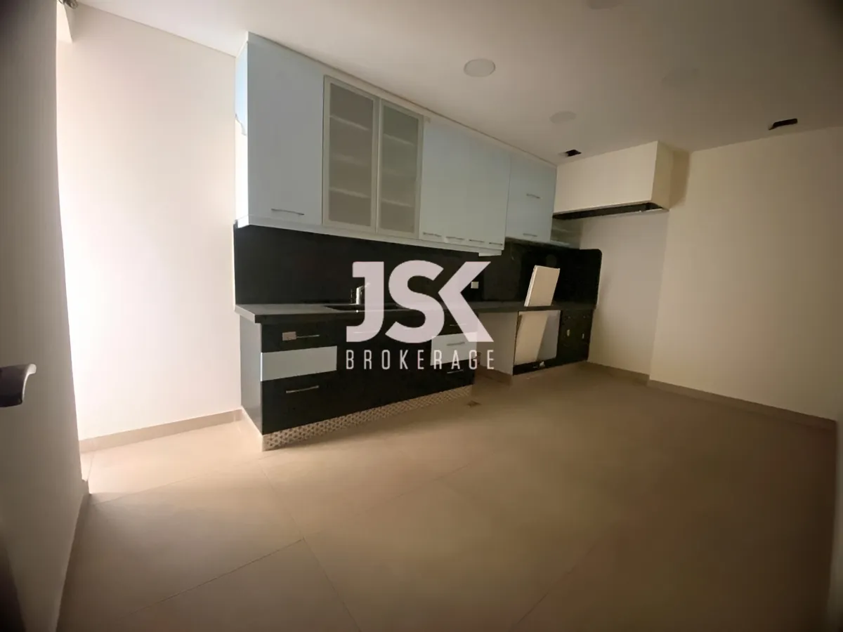 Apartment for Sale in Spears, Beirut, Lebanon - 2 bed, 3 bath