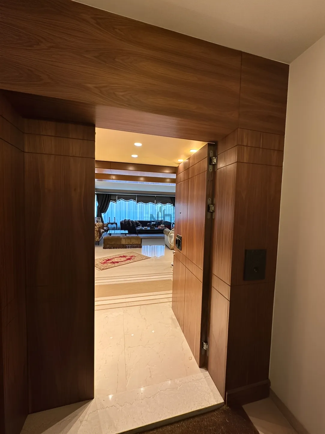 Apartment for Sale in Verdun, Bayrut, Lebanon