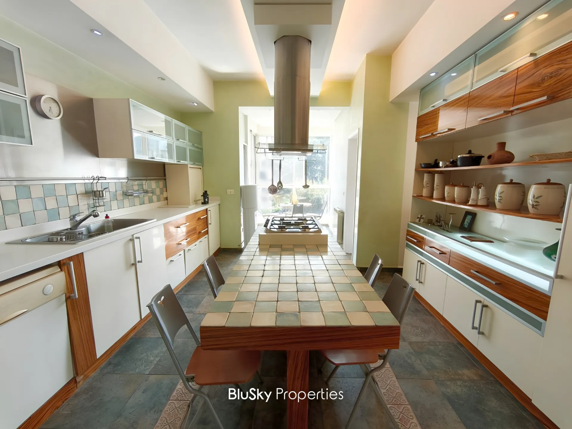 Apartment for sale in Fanar