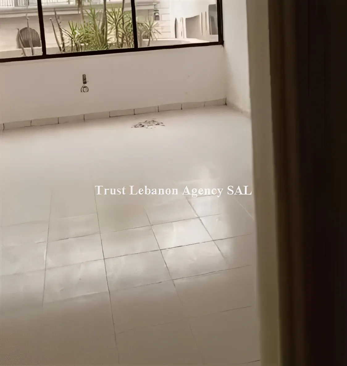 Office for rent in Baabda, Hazmieh