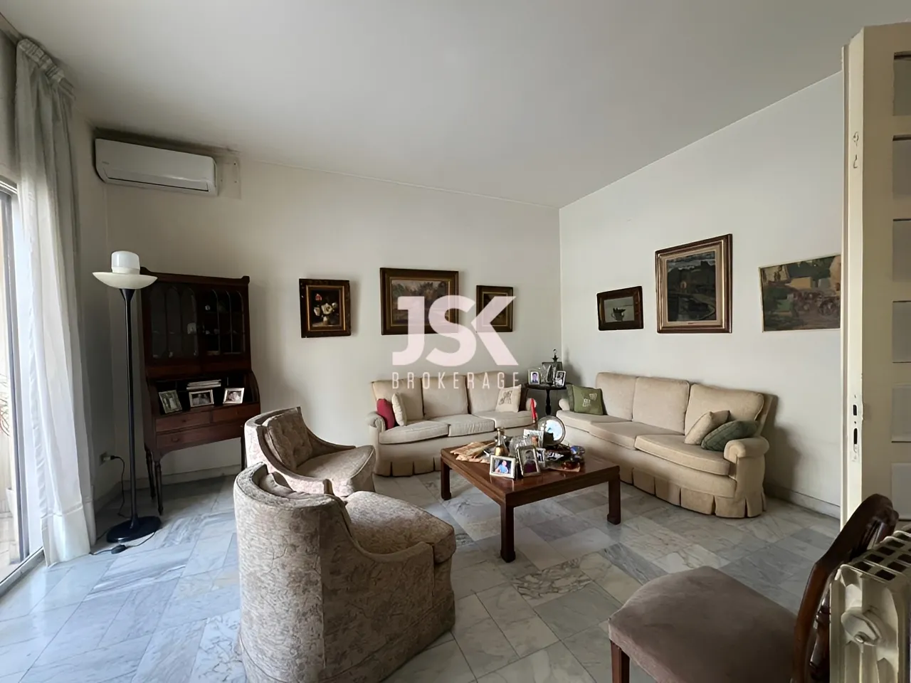 Apartment for Sale in Achrafieh - 3 bed, 1 bath