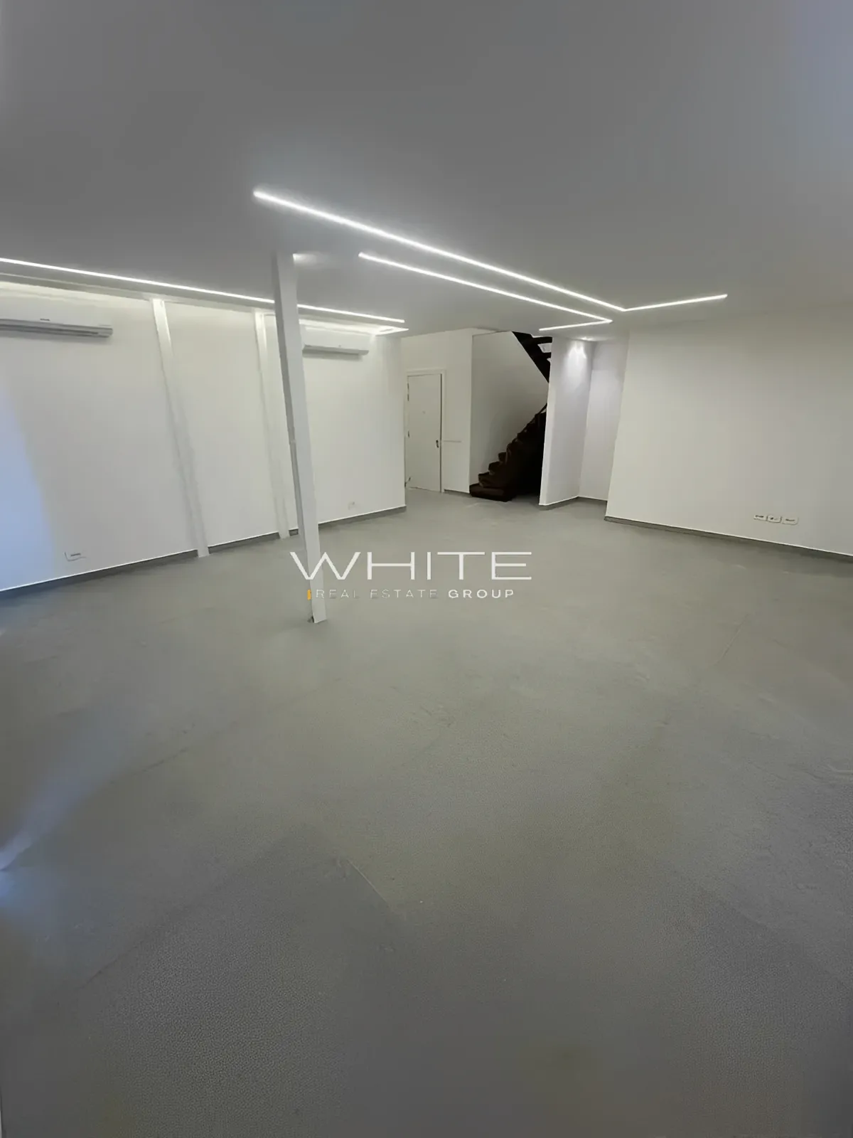 Duplex for Rent in Achrafieh - 2 bed, 4 bath