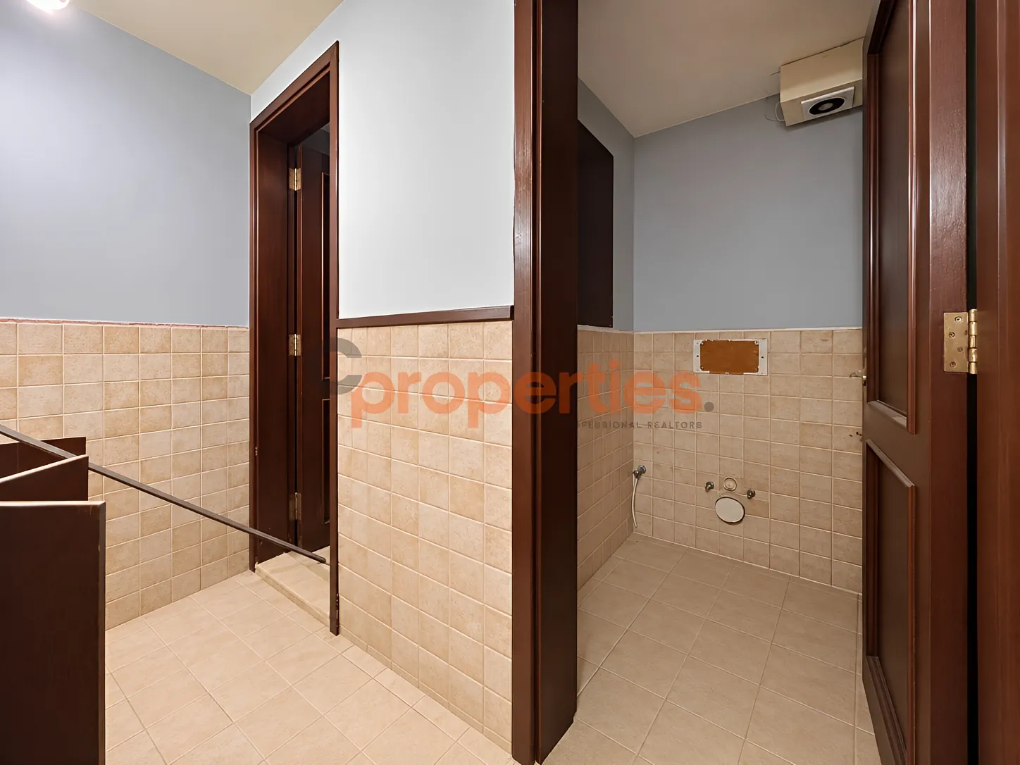 Shop for Rent in Hamra