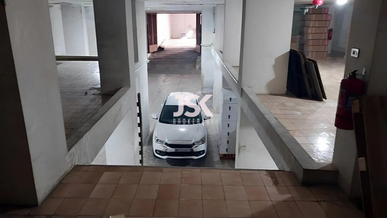 Warehouse for Sale in Achrafieh