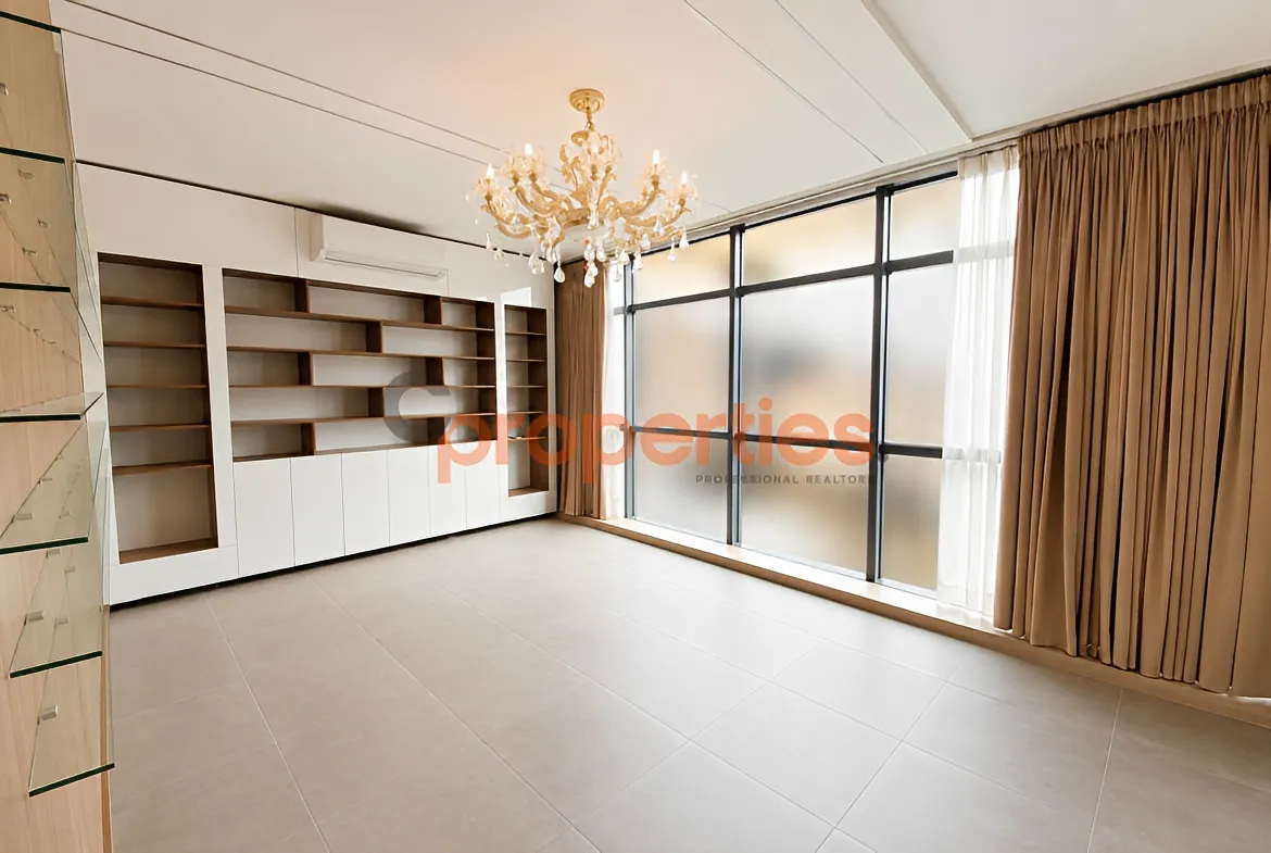 Office for Rent in Zalqa
