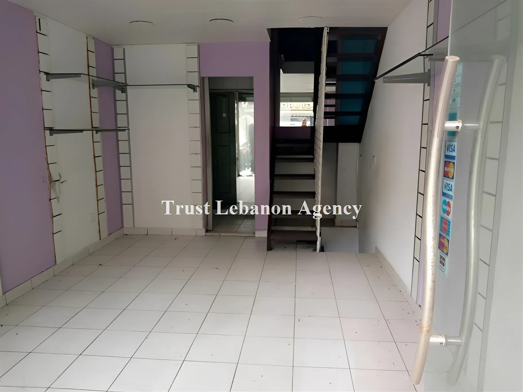 Shop for sale in Baabda, Ain Al Remmeneh