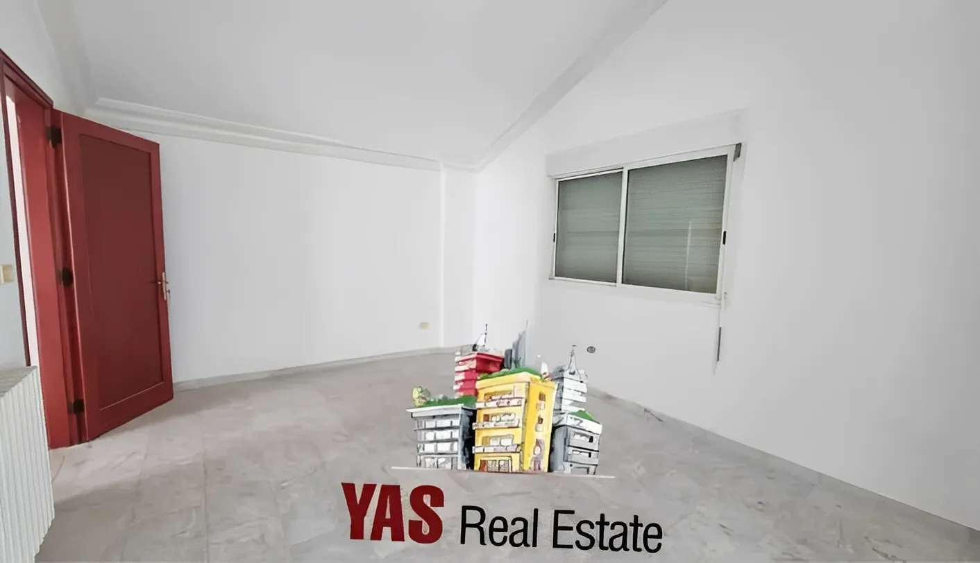 Apartment for Sale in Ballouneh - 4 bed, 4 bath