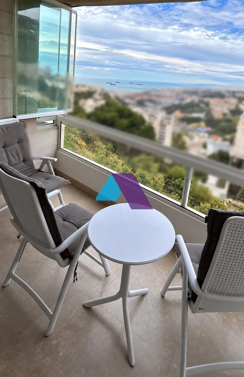 Apartment for Sale in Ain Saadeh