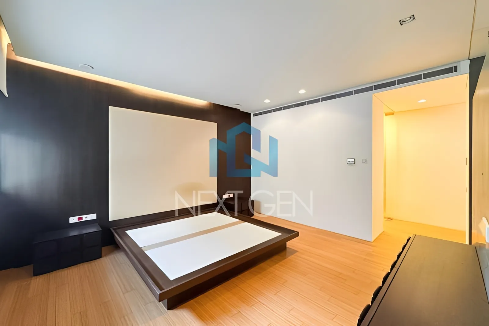 Apartment for Sale in Saifi Village