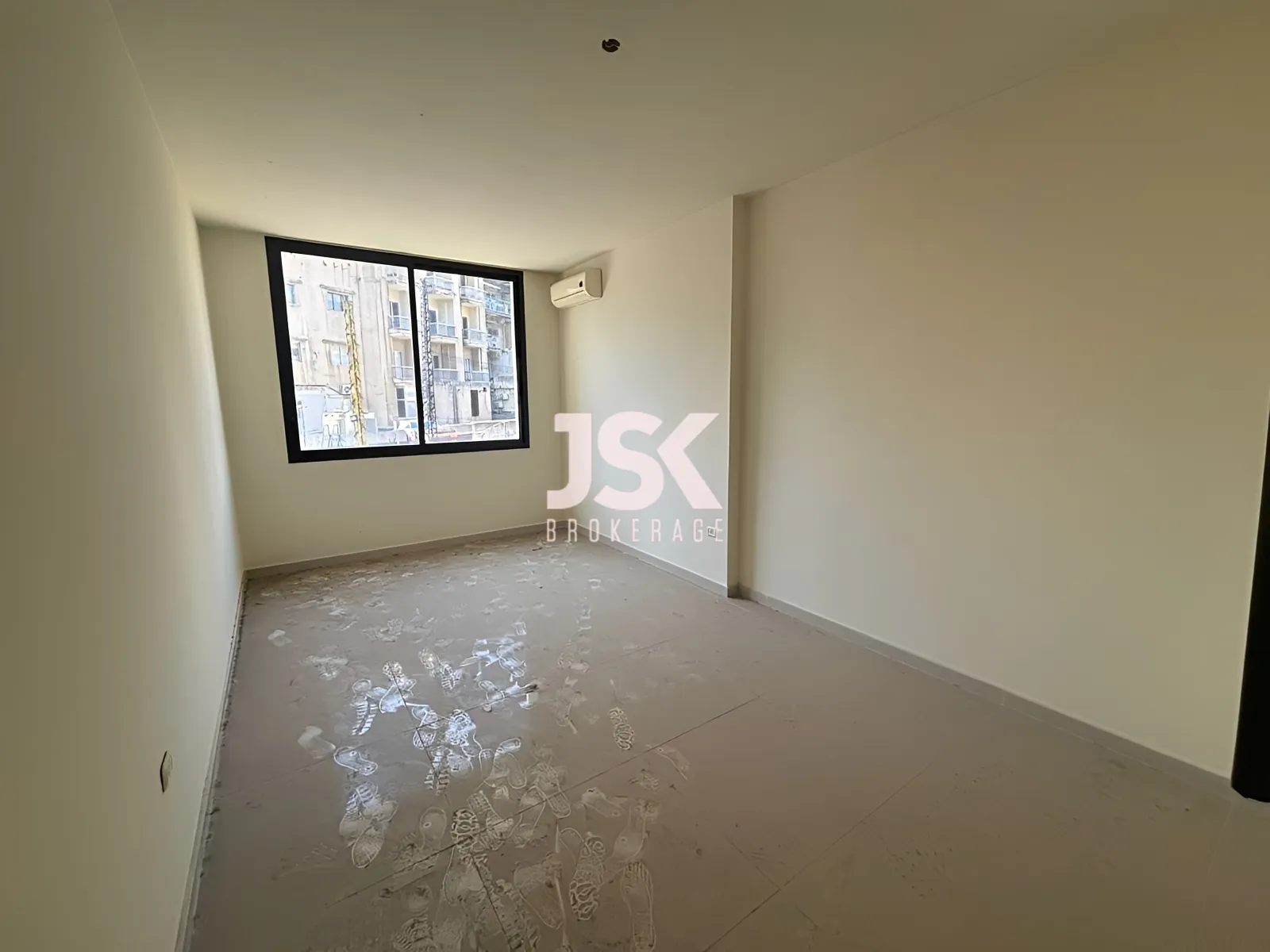 Office for Rent in Zalqa