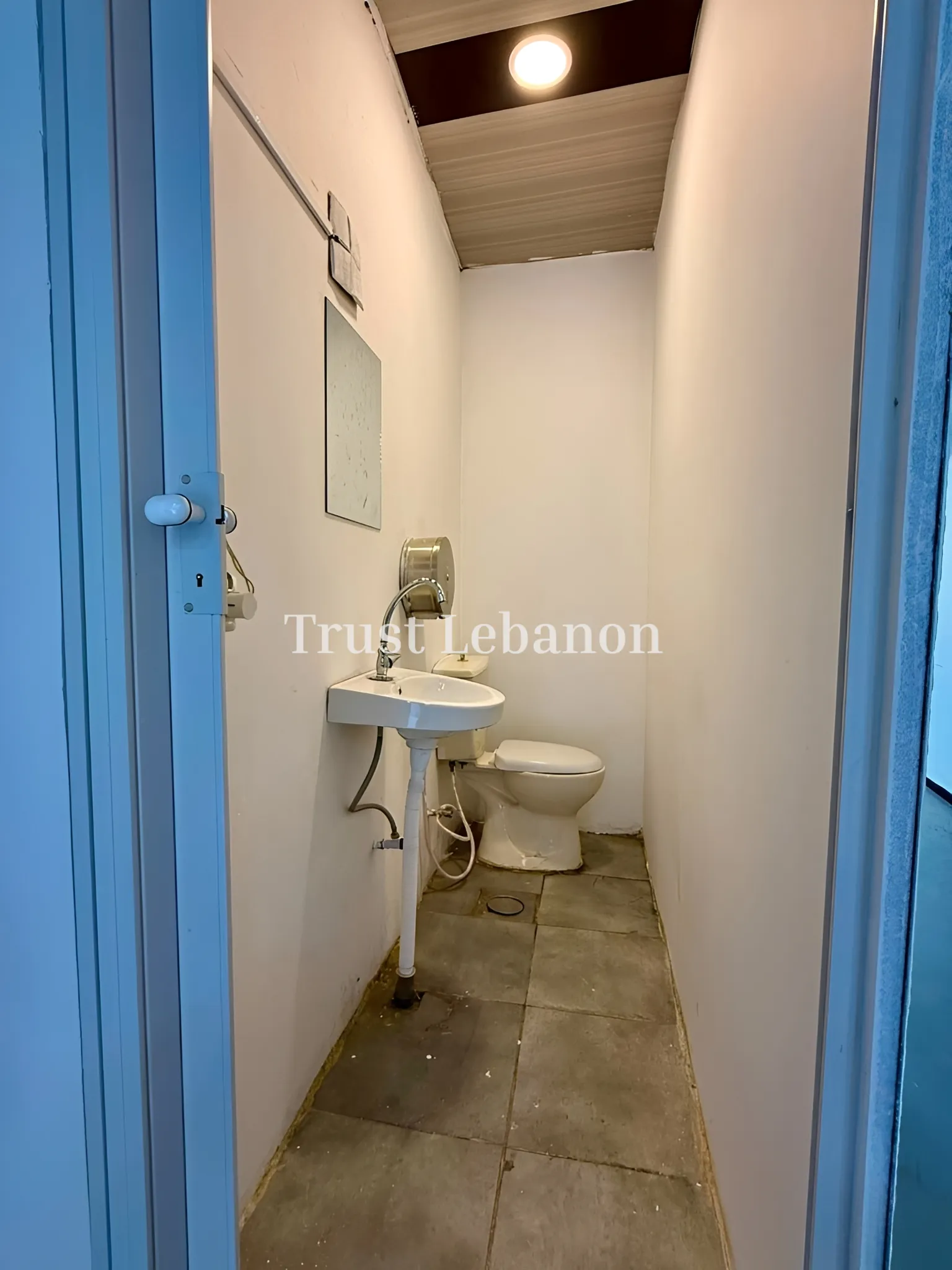 Shop for rent in Badaro, Beirut, Lebanon