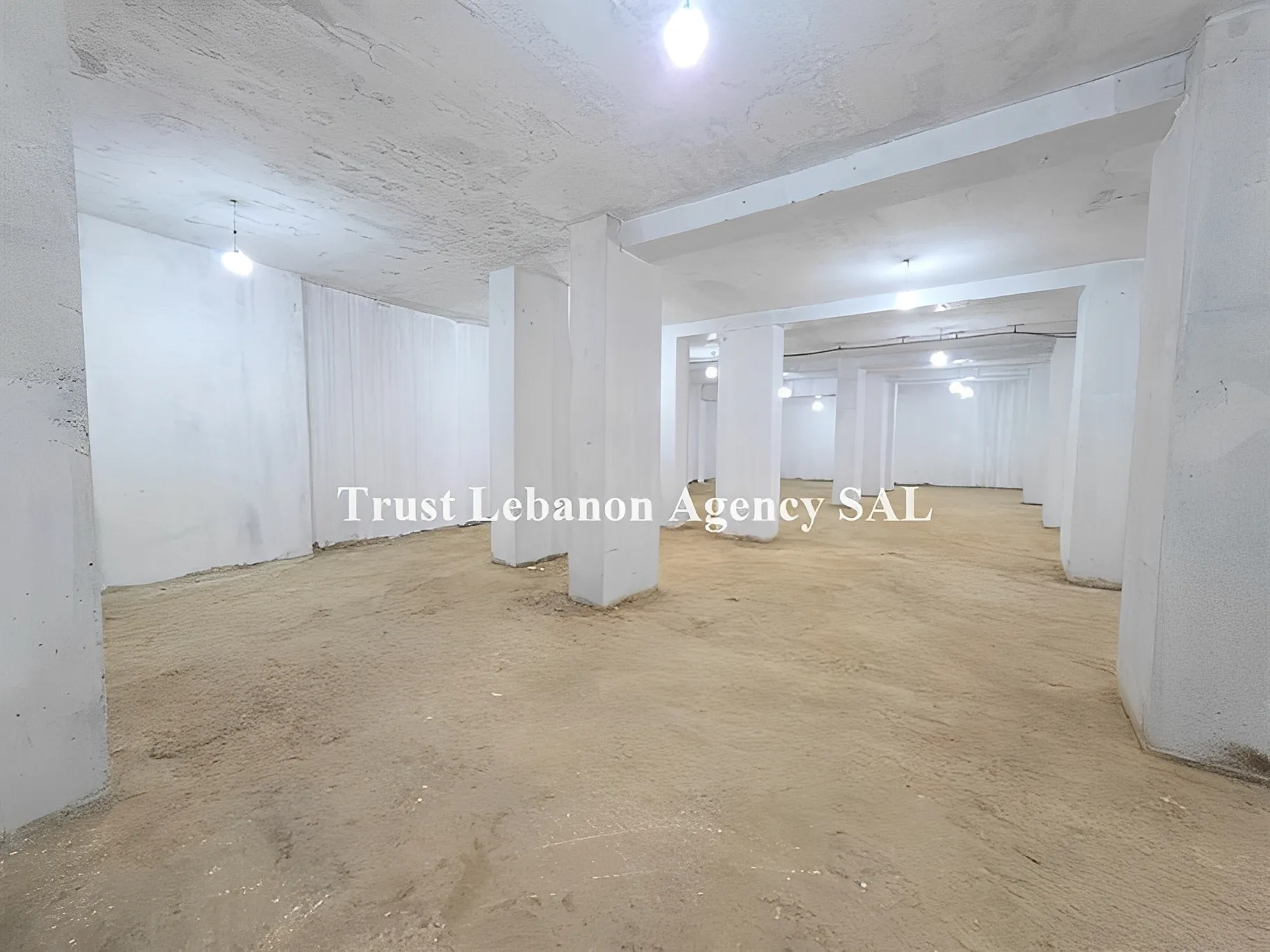 Commercial Property For Sale in Baabda, Hazmieh
