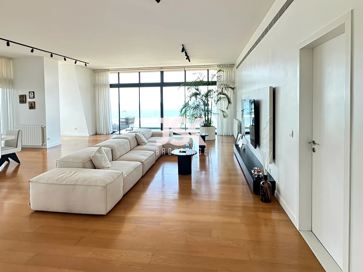 Apartment for Sale in Achrafieh
