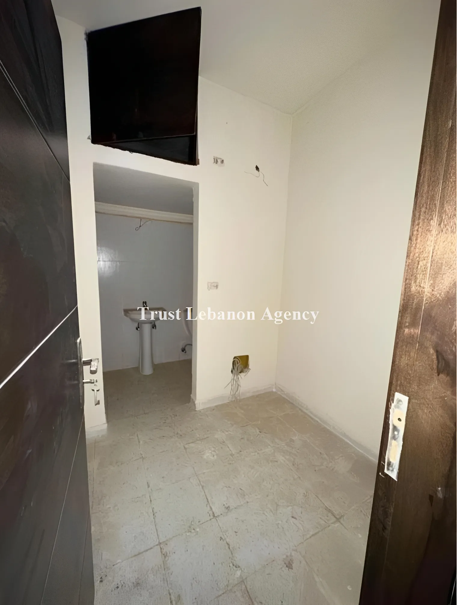 Apartment for Sale in Keserwan Ballouneh Lebanon - 3 bed, 4 bath