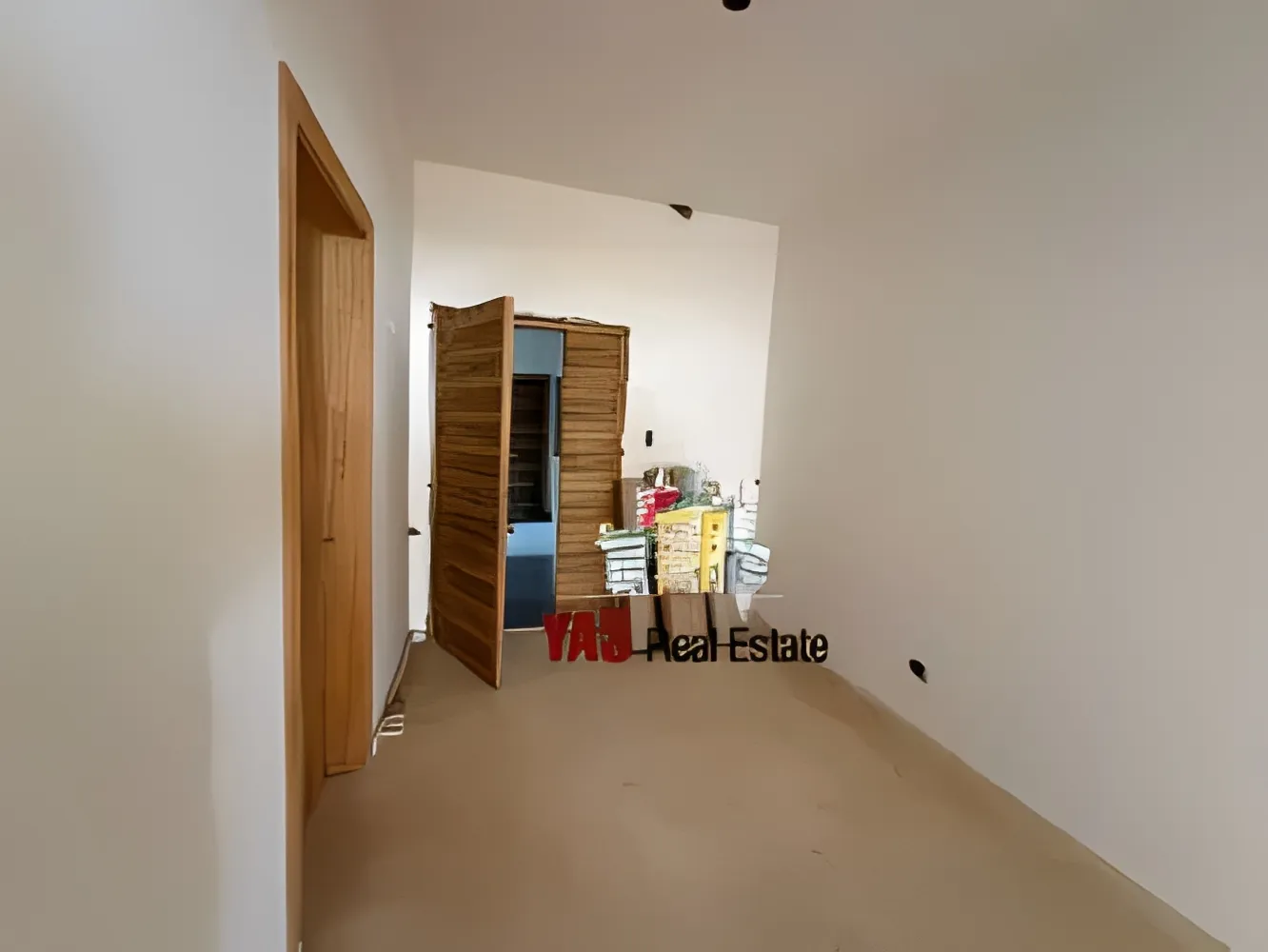 Apartment for Sale in Ajaltoun - 4 bed, 4 bath