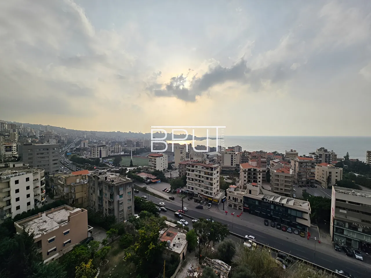 Apartment for Sale in Haret Sakher