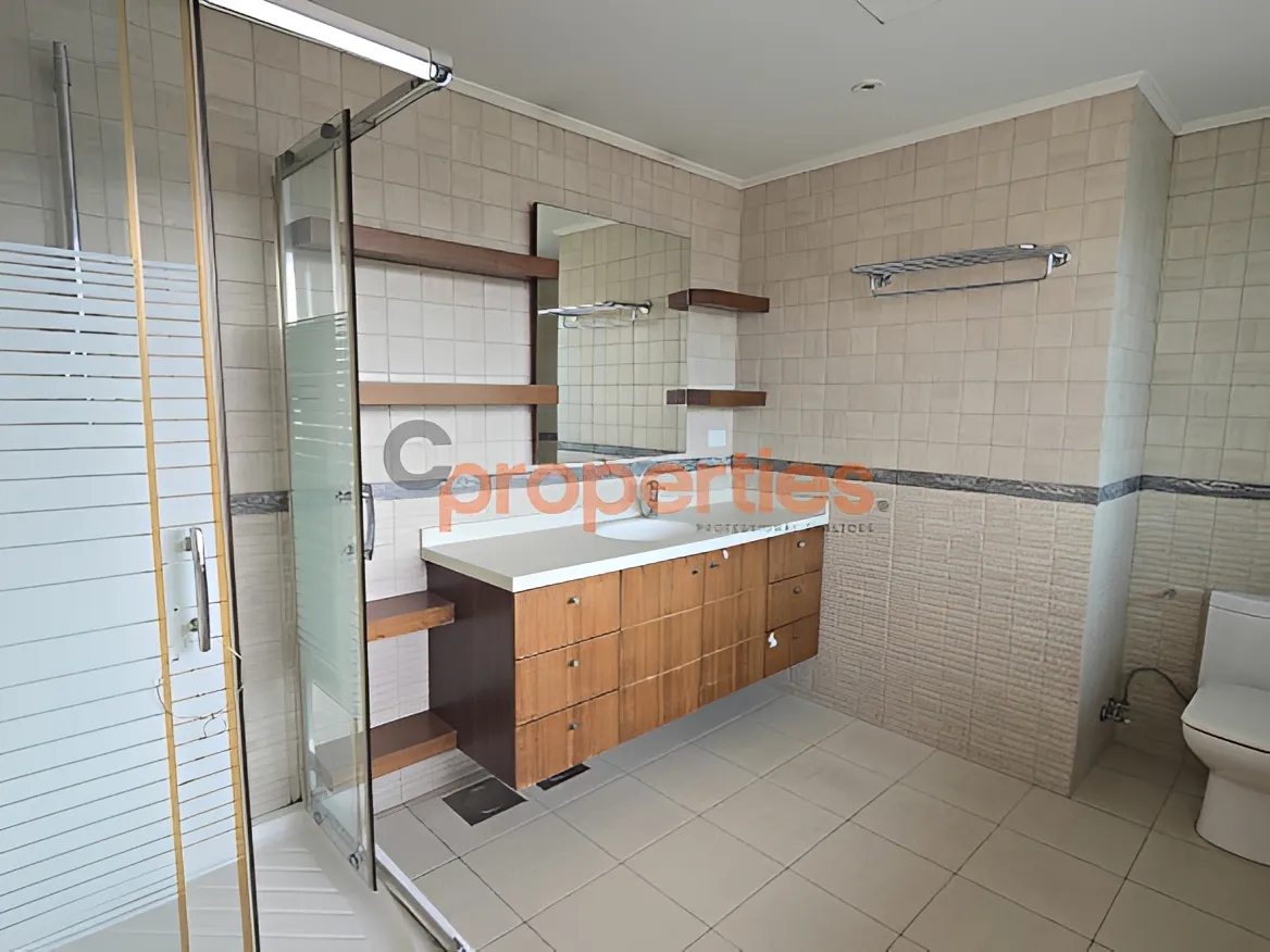 Apartment for Rent in Forn El Chebbak