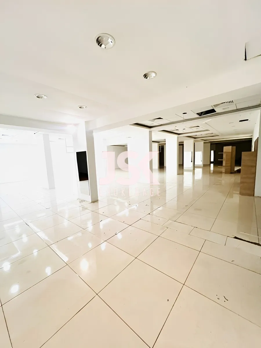 Showroom property for Rent in Jounieh, Lebanon