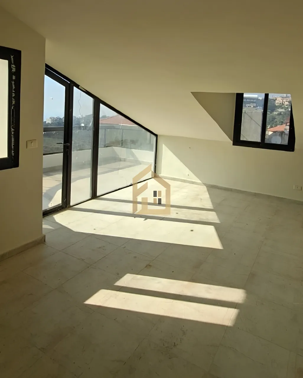 Duplex for sale in Rabweh, Bayrut, Lebanon