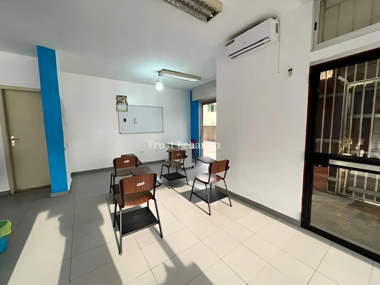 Office for rent in Jdeideh, Lebanon