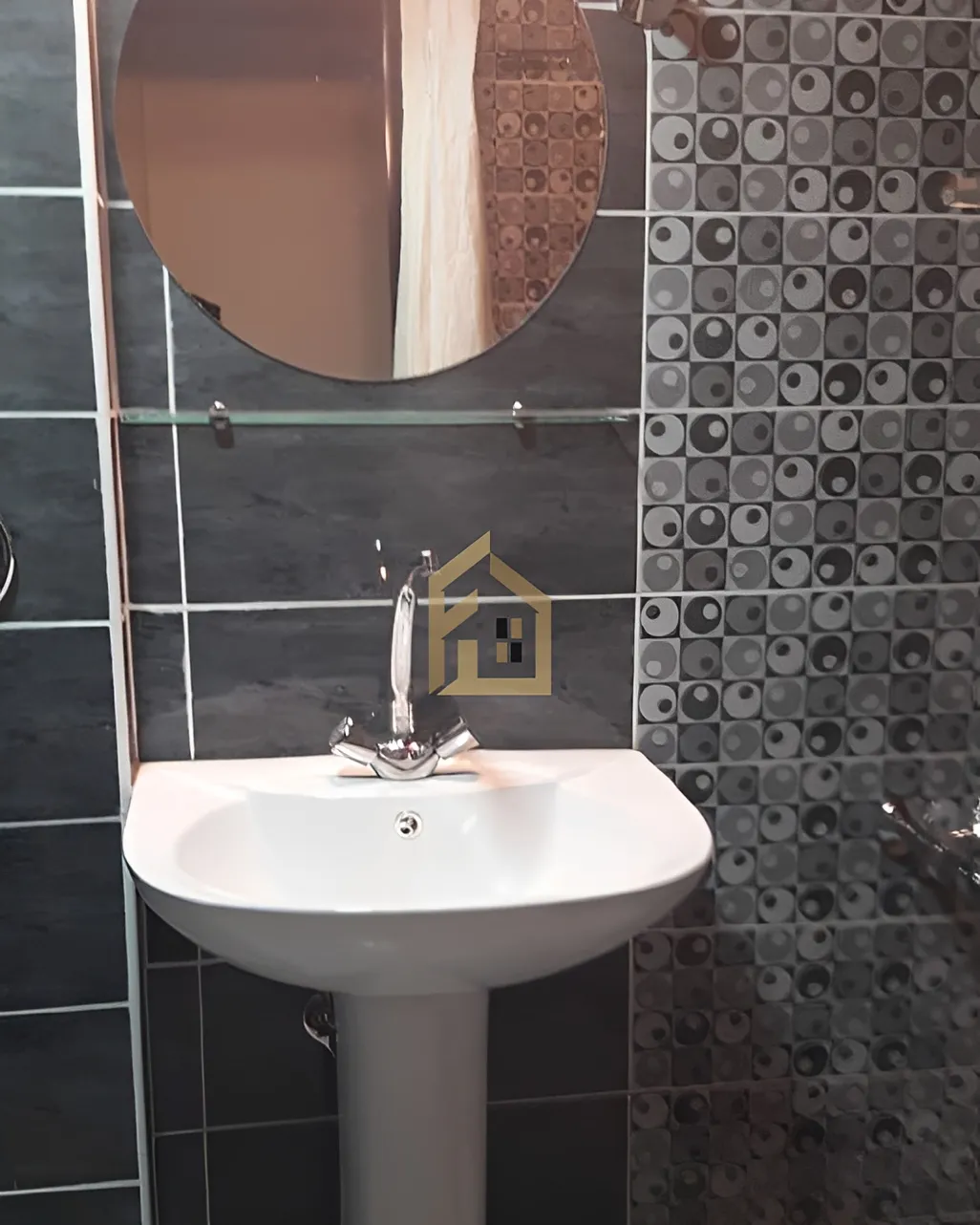 Studio for rent in Adliyeh, Beirut, Lebanon - 1 bed, 1 bath