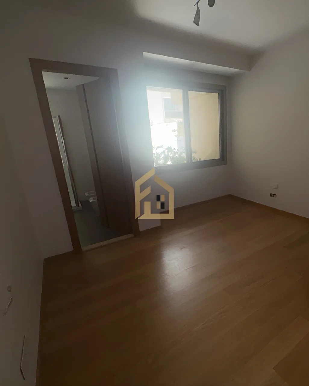 Apartment for sale in Tallet El Khayyat, Bayrut, Lebanon