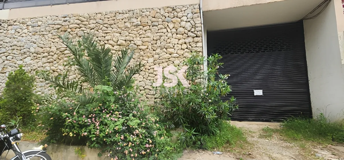 Warehouse for sale in Beit Meri