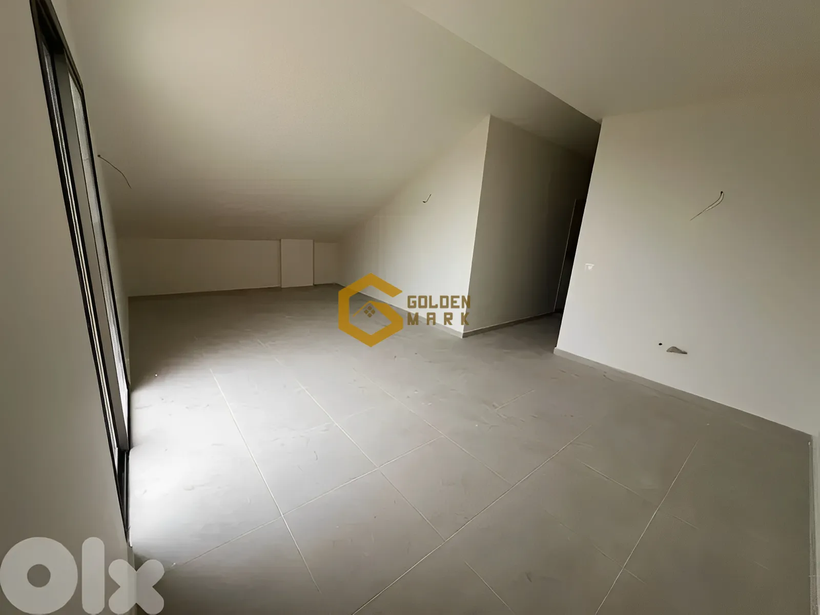 Duplex for Sale in Safra - 5 bed, 4 bath