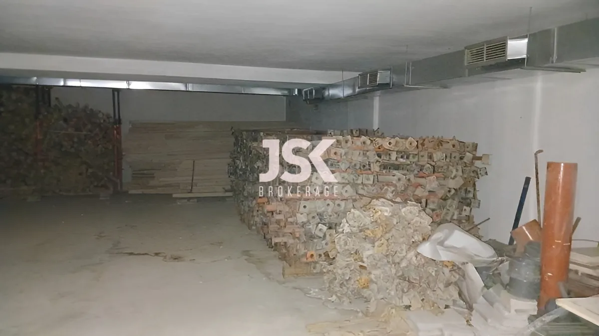 Warehouse for rent in Antelias
