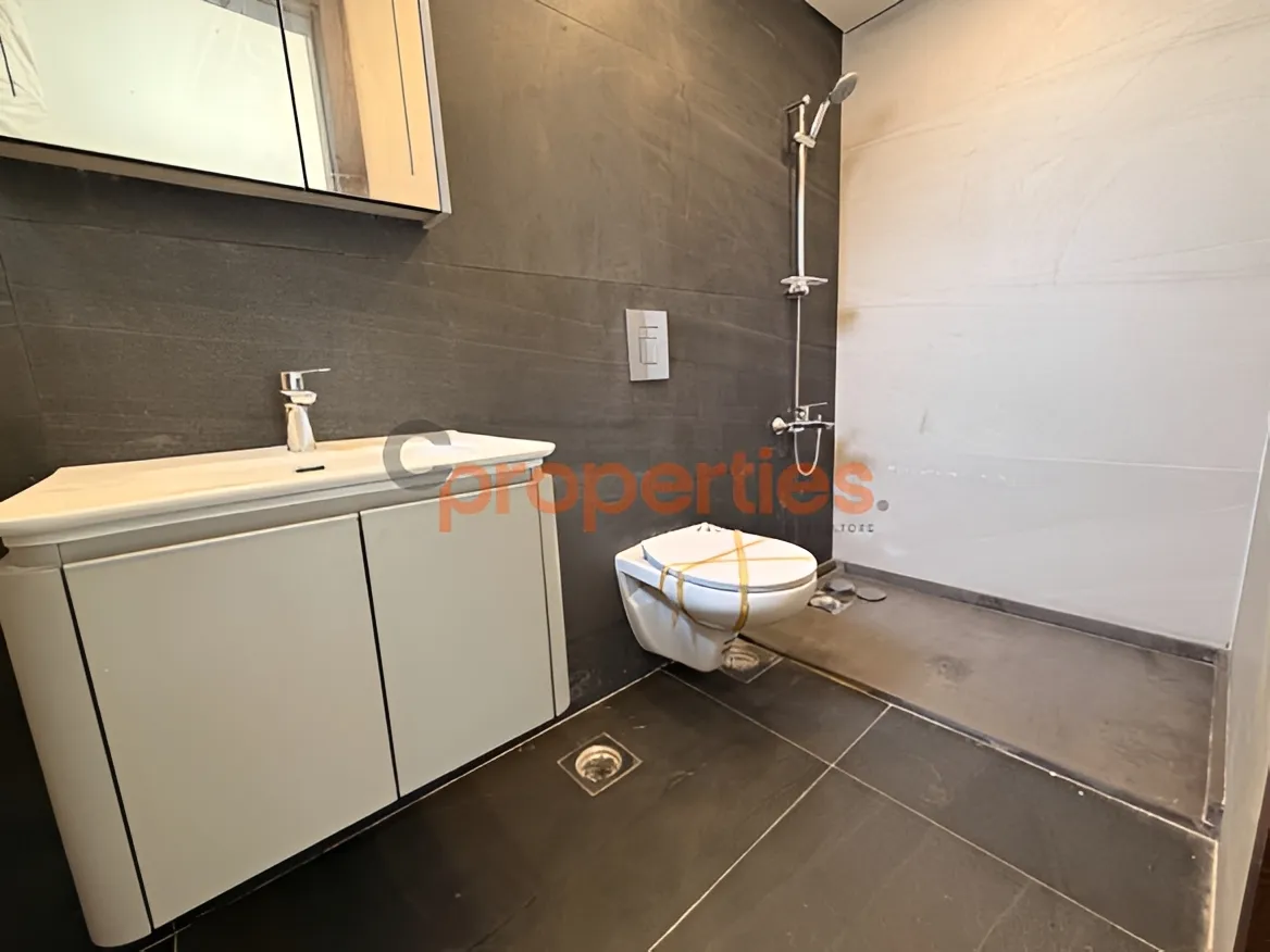 Apartment for Sale in Naqqache