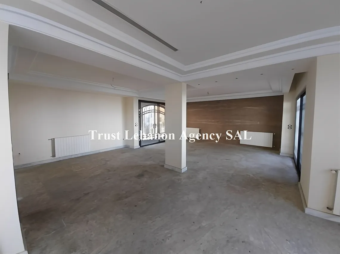 Villa for Sale in Baabda, Araya