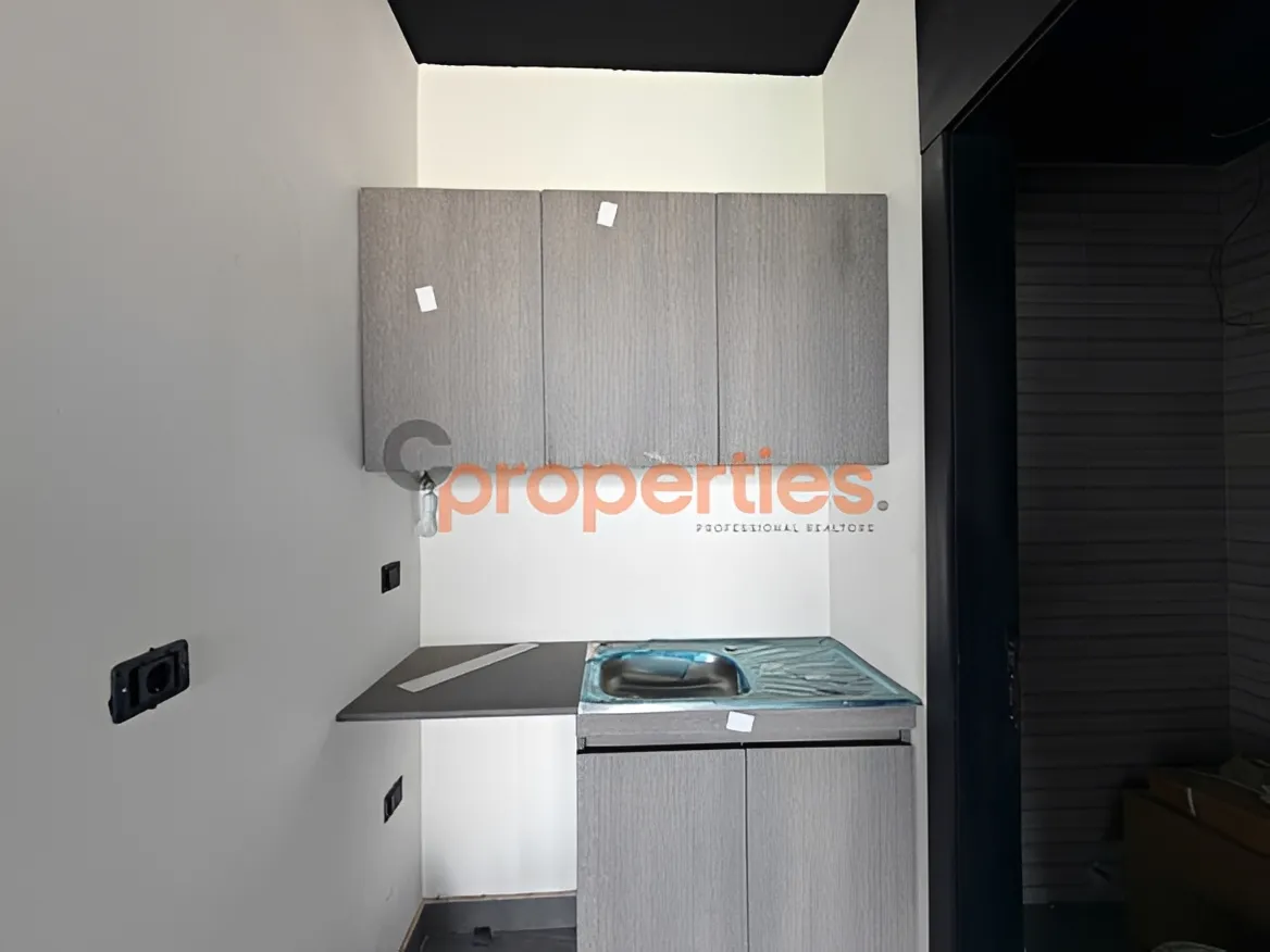 Office for Rent in Dekwaneh