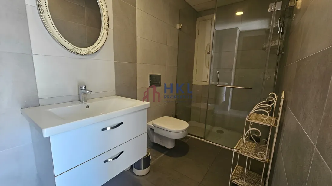 Apartment for rent in Ain Al Mraiseh, Beirut, Lebanon
