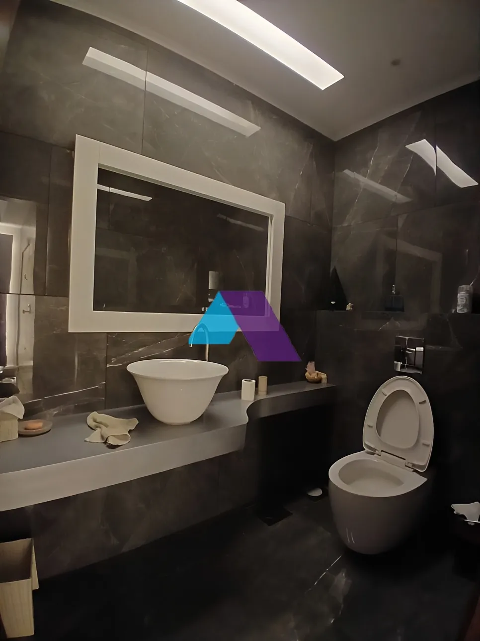 Apartment for Sale in Ballouneh