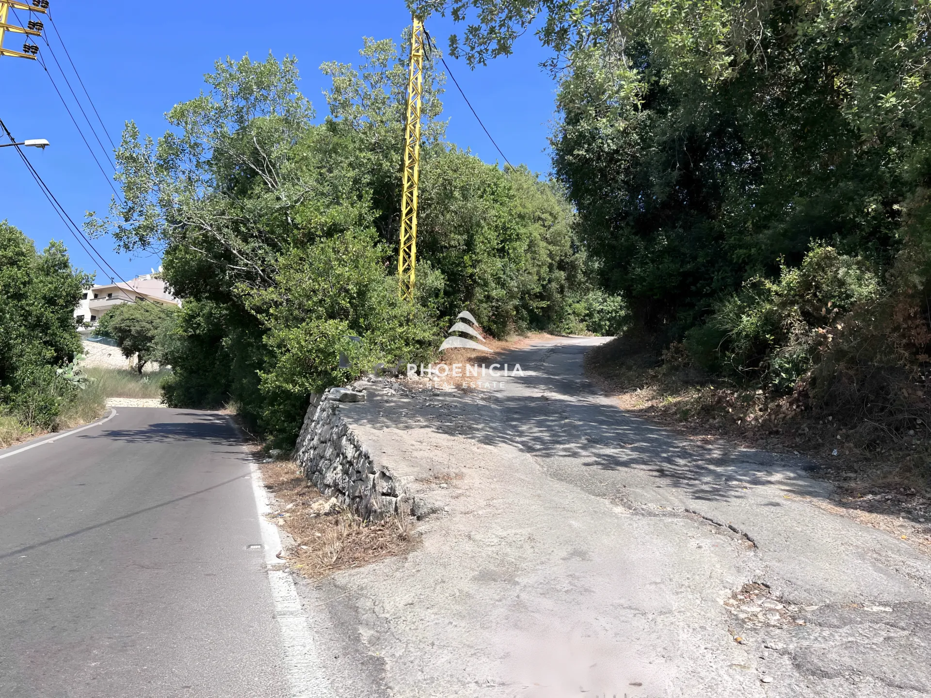 Land for Sale in Gharzouz