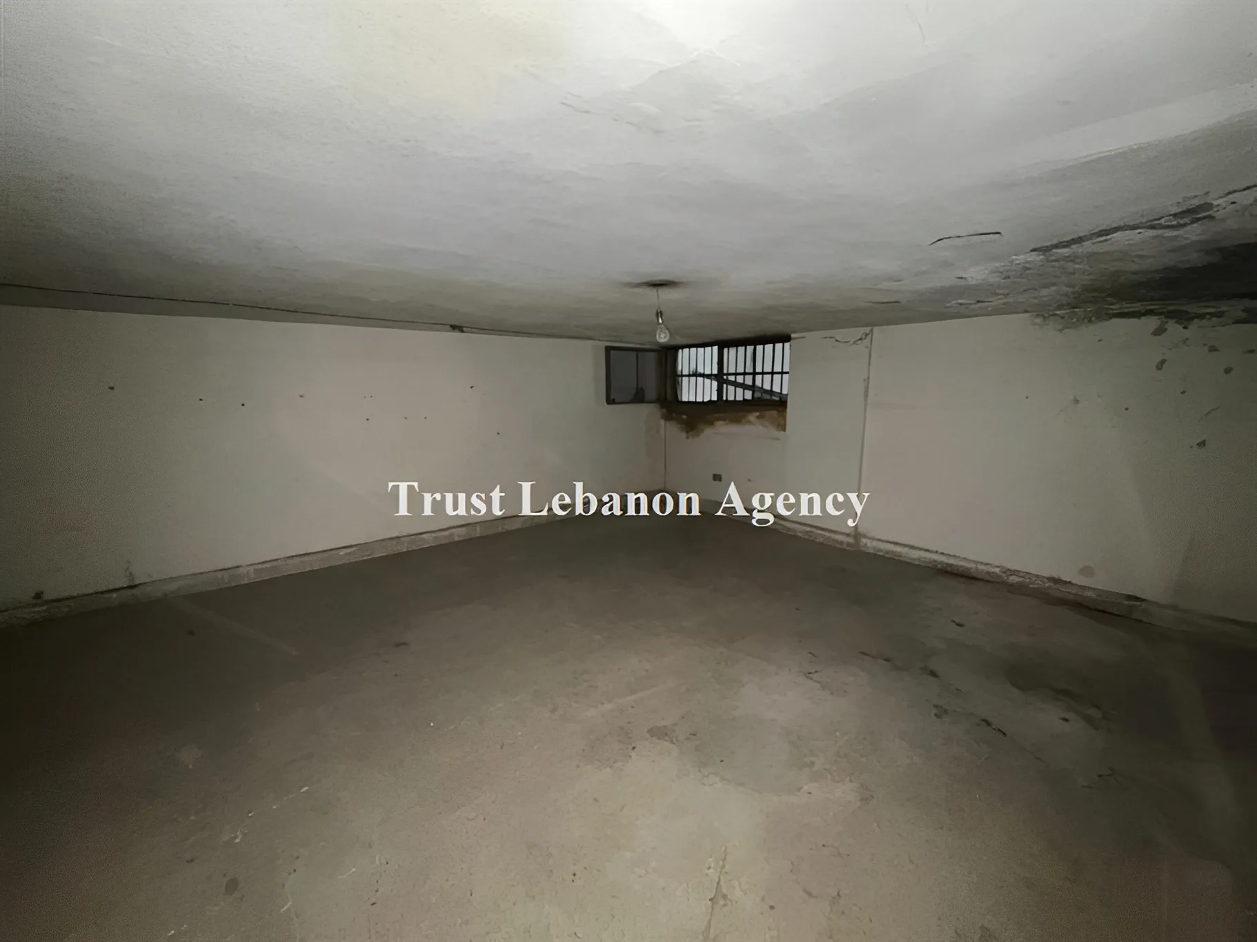 Shop for rent in Achrafieh