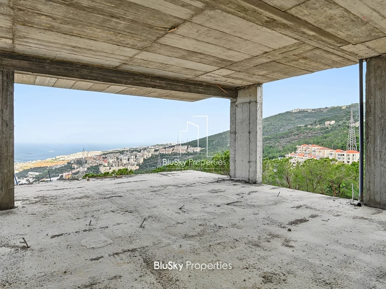 Apartment for Sale in Ain Saade