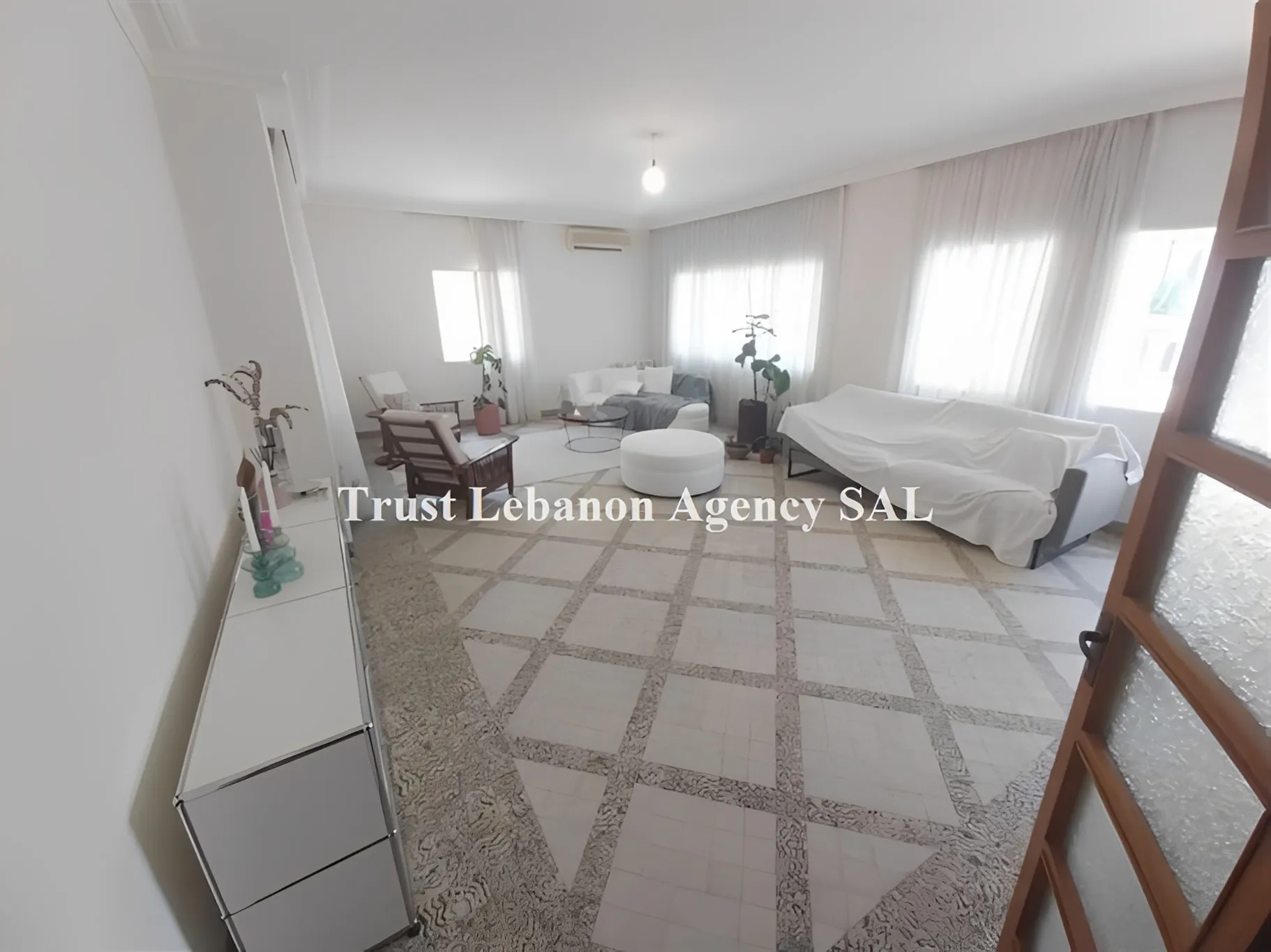 Apartment for Rent in Ashrafieh Beirut Lebanon - 3 bed, 4 bath