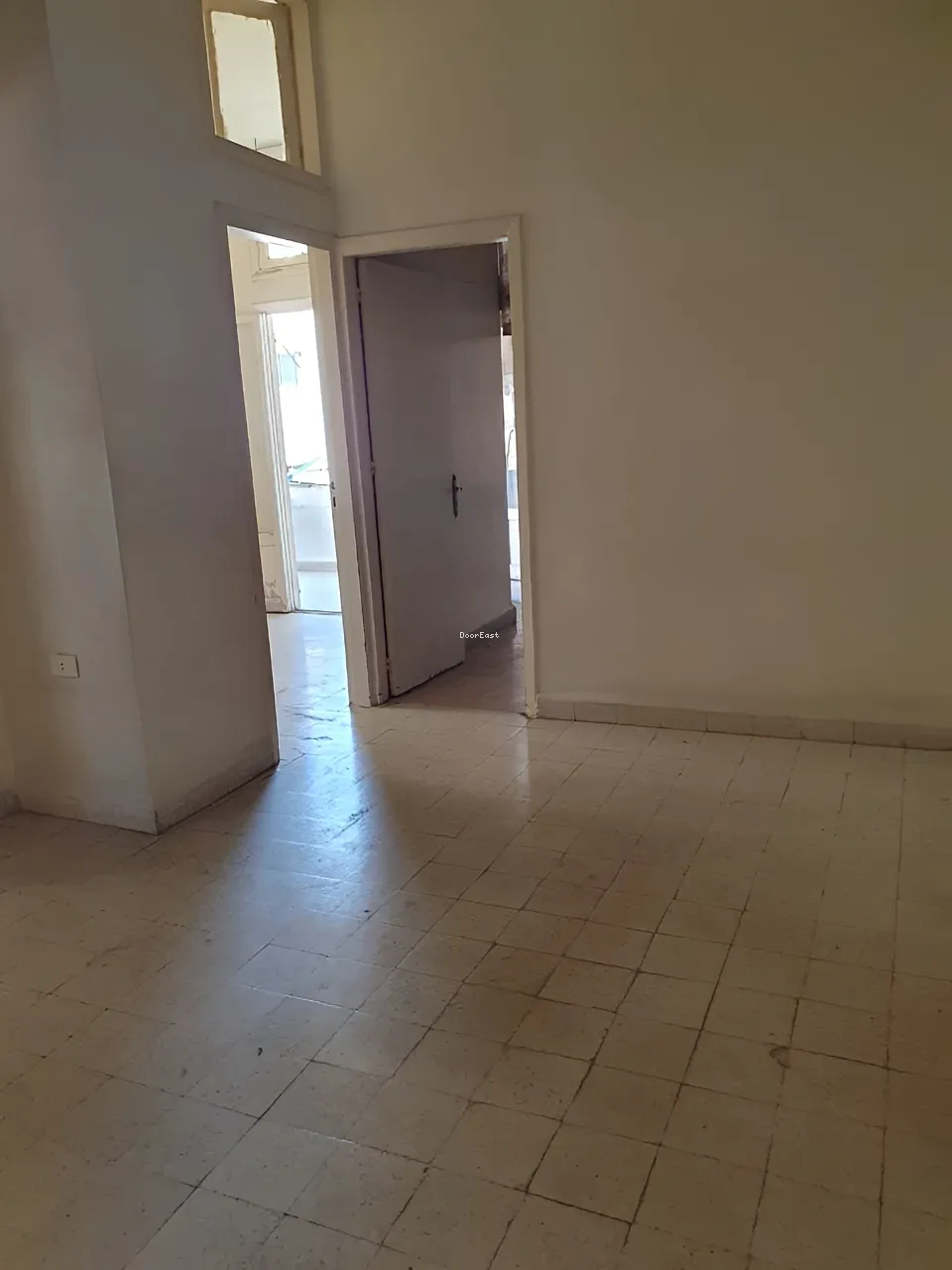 Apartment for rent in Forn El Chebbak