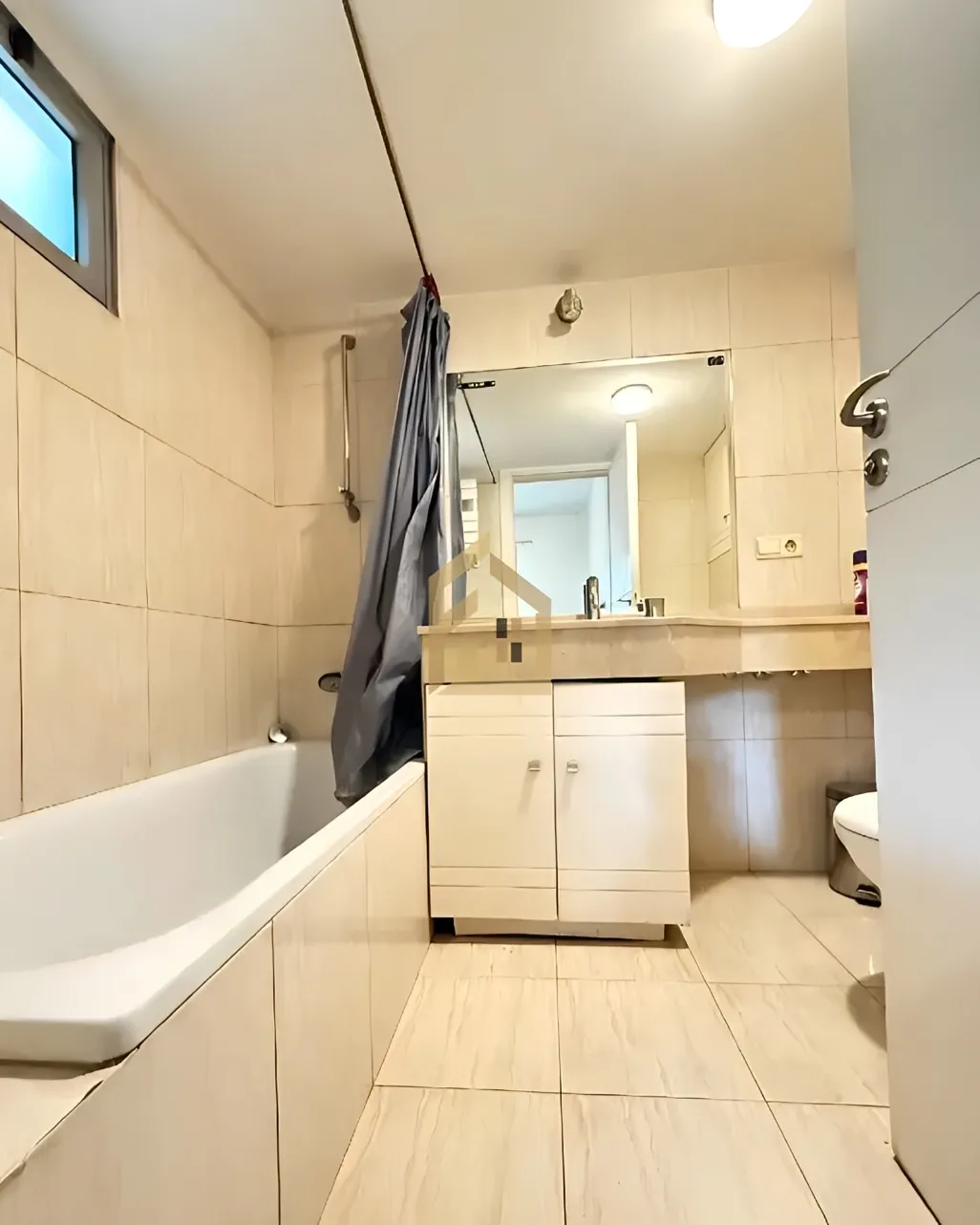 Apartment for rent in Achrafieh, Beirut, Lebanon