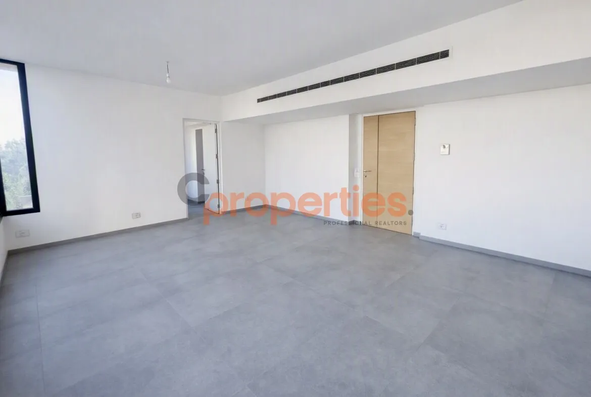 Apartment for Sale in Achrafieh - 3 bed, 2 bath